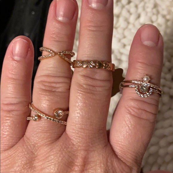 Chloe + Isabel Rose Gold - Picture 4 of 8